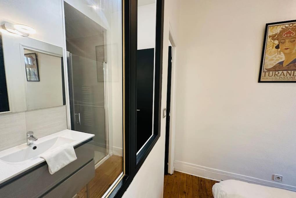 Standing Apartment T2 Near The Train Station And 투르 외부 사진
