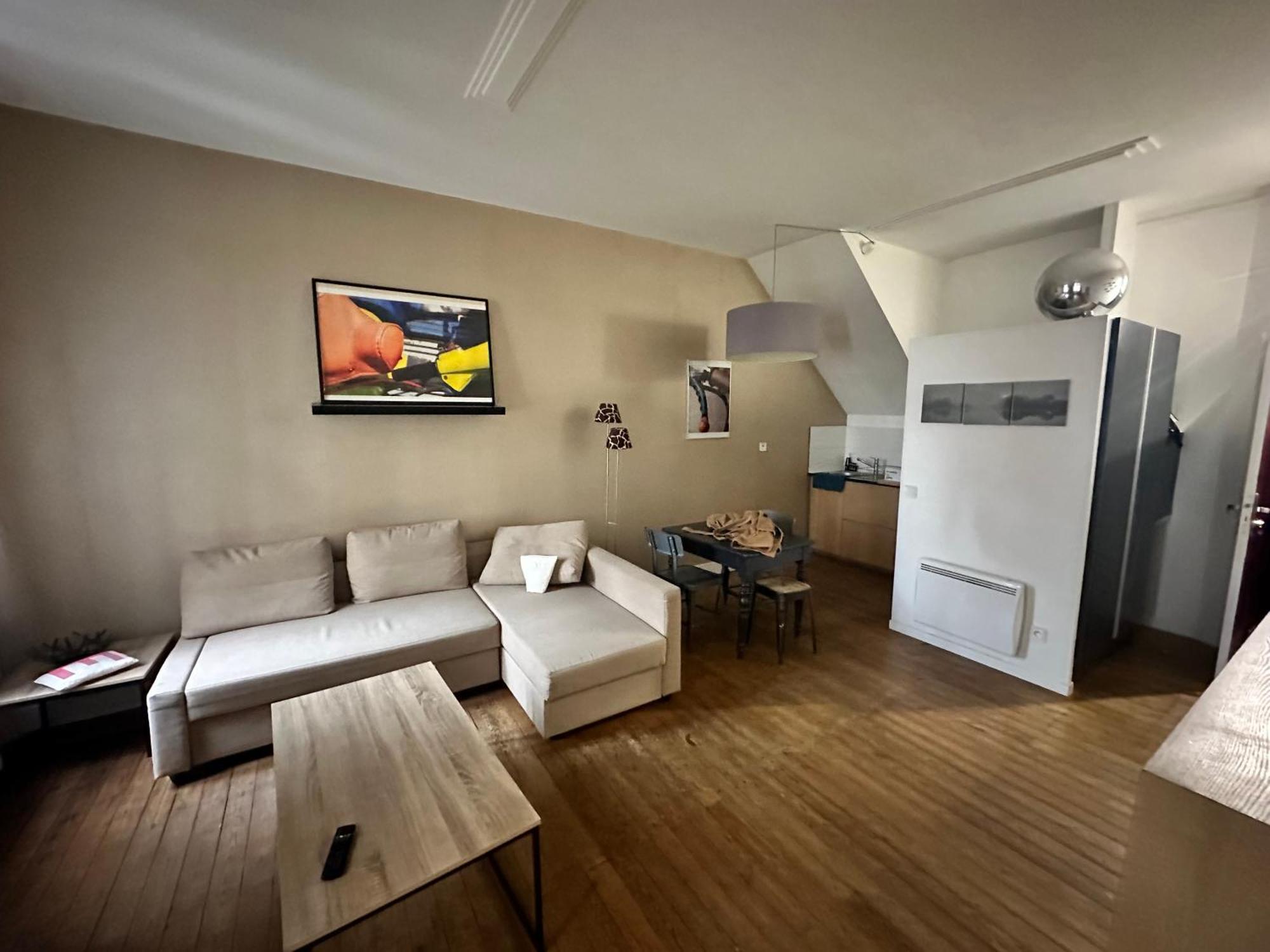Standing Apartment T2 Near The Train Station And 투르 외부 사진